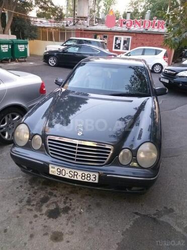 Mercedes E 270 2001, 380,000 km - 2.7 l - Bakı
