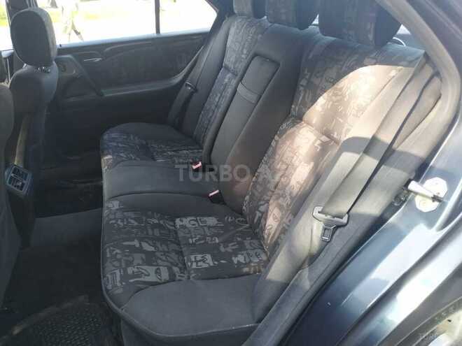 Mercedes E 230 1996, 246,897 km - 2.3 л - Sumqayıt