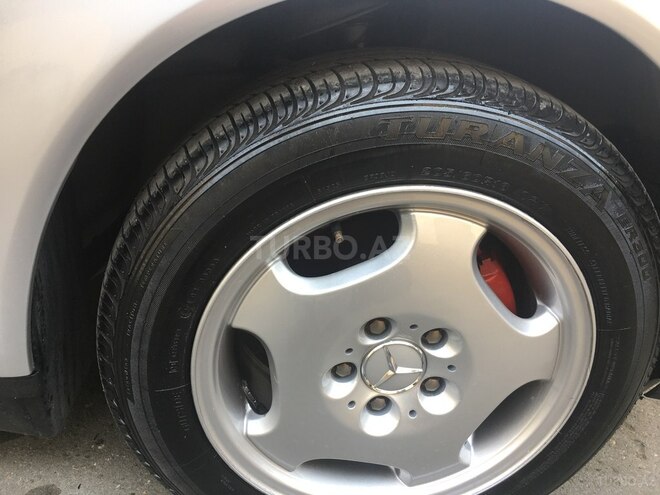 Mercedes E 240 1998, 222,000 km - 2.4 л - Bakı