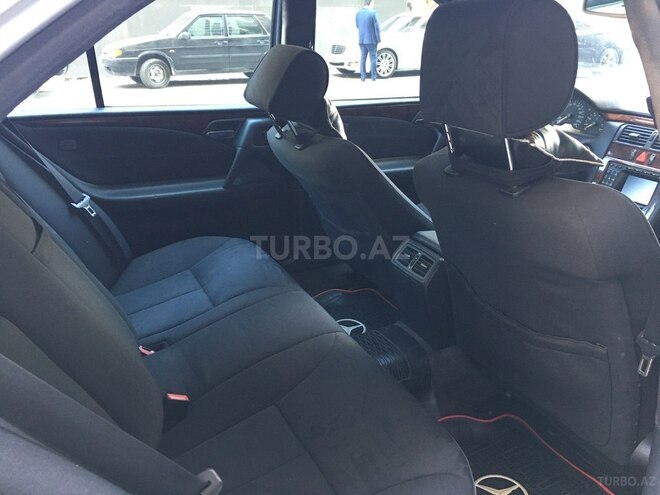 Mercedes E 240 1998, 222,000 km - 2.4 л - Bakı