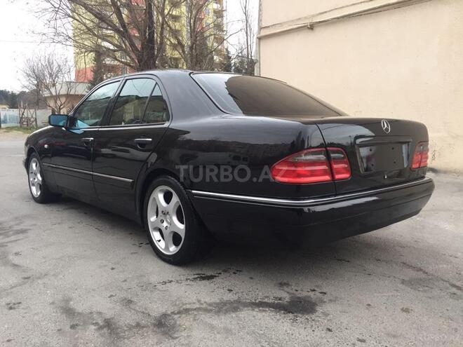Mercedes E 240 1997, 320,000 km - 2.4 l - Bakı