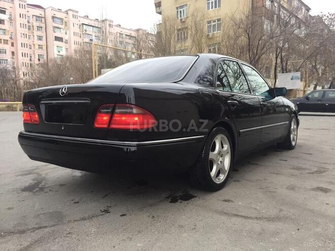 Mercedes E 240 1997, 320,000 km - 2.4 l - Bakı