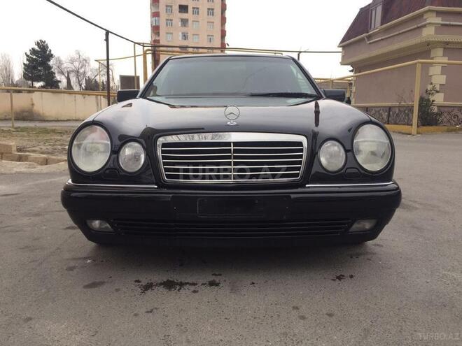 Mercedes E 240 1997, 320,000 km - 2.4 l - Bakı