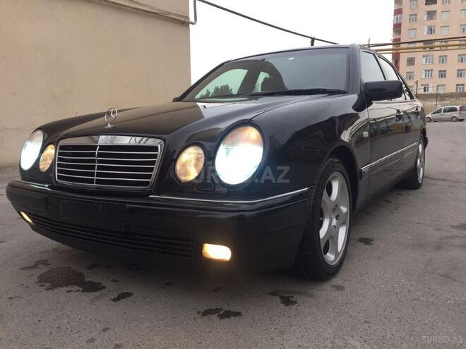 Mercedes E 240 1997, 320,000 km - 2.4 l - Bakı