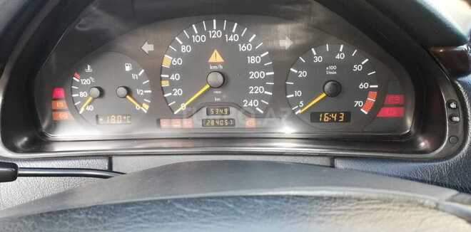 Mercedes E 200 1997, 284,057 km - 2.0 l - Bakı