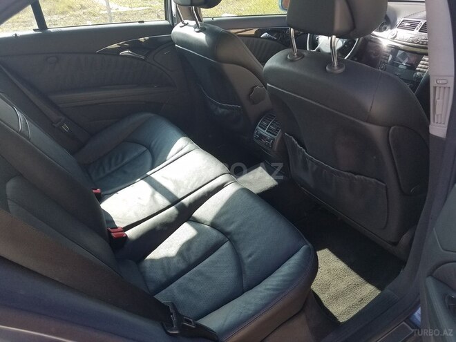 Mercedes E 220 2002, 260,000 km - 2.2 l - Sumqayıt