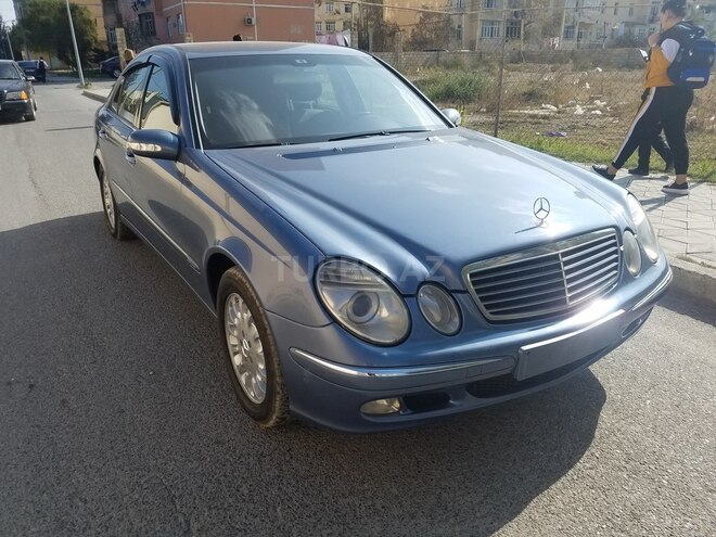 Mercedes E 220 2002, 260,000 km - 2.2 l - Sumqayıt