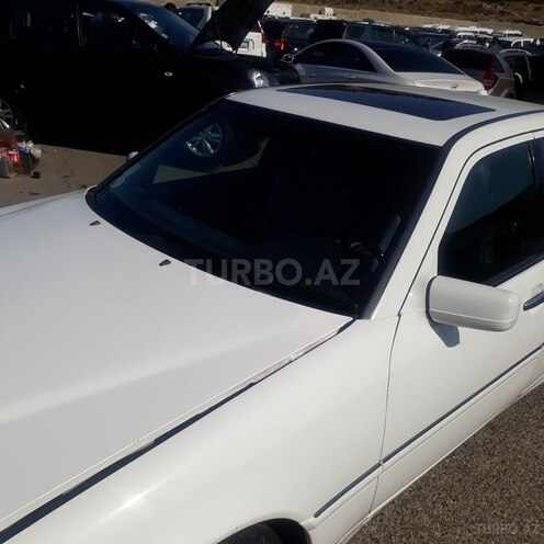 Mercedes C 230 1999, 240,888 km - 2.3 l - Bakı