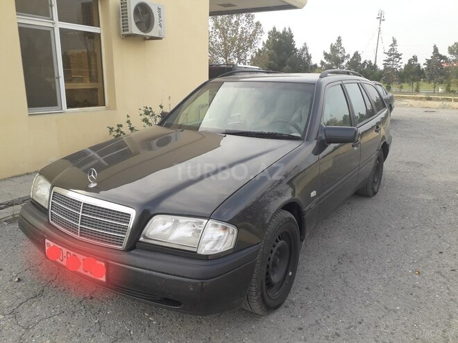 Mercedes C 220 1996, 285,000 km - 2.2 l - Sumqayıt