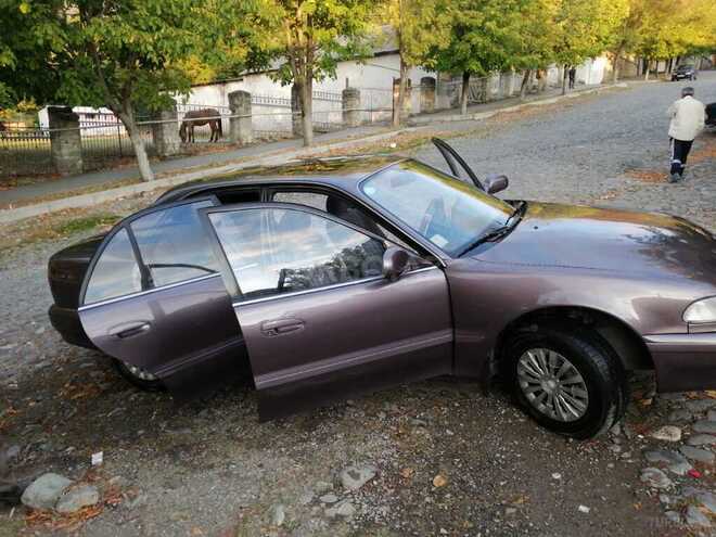 Hyundai Sonata 1995, 386,000 km - 2.0 l - Şəki