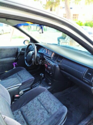Opel Vectra 1998, 275,000 km - 1.6 l - Bakı