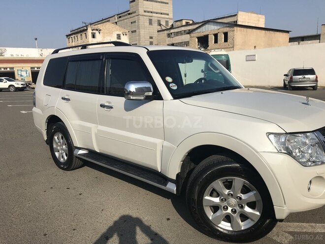 Mitsubishi Pajero 2013, 135,000 km - 3.5 l - Gəncə