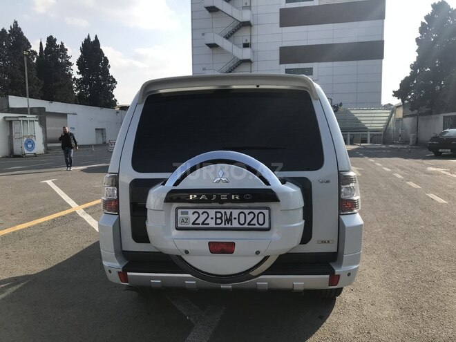 Mitsubishi Pajero 2013, 135,000 km - 3.5 l - Gəncə