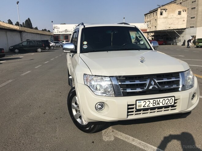 Mitsubishi Pajero 2013, 135,000 km - 3.5 l - Gəncə