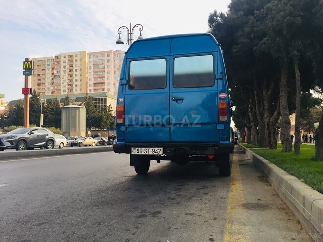 Mercedes 208 D 1992, 230,332 km - 2.0 l - Bakı