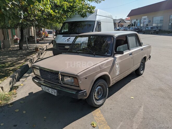 LADA (VAZ) 2107 1989, 320,000 km - 1.6 l - Qusar