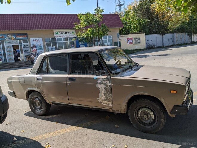 LADA (VAZ) 2107 1989, 320,000 km - 1.6 l - Qusar