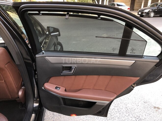 Mercedes E 250 2014, 131,000 km - 2.5 л - Bakı