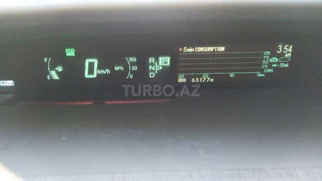 Toyota Prius 2015, 63,000 km - 1.8 l - Bakı