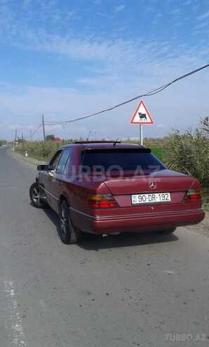 Mercedes E 200 1989, 550,000 km - 2.0 l - Beyləqan