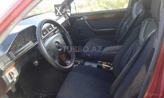 Mercedes E 200 1989, 550,000 km - 2.0 l - Beyləqan