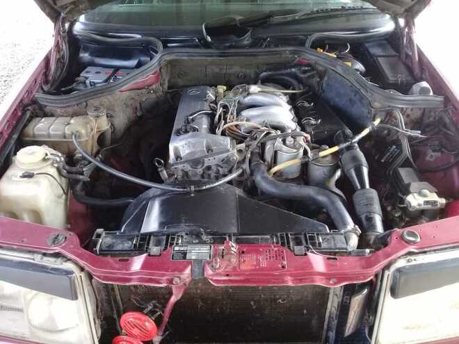 Mercedes E 200 1989, 550,000 km - 2.0 l - Beyləqan