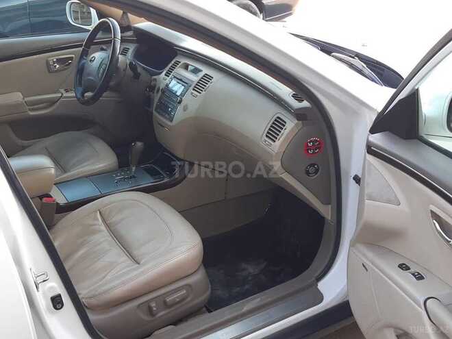 Hyundai Grandeur 2011, 130,000 km - 3.3 л - Quba
