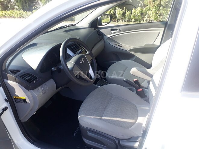 Hyundai Accent 2015, 55,000 km - 1.6 л - Bakı