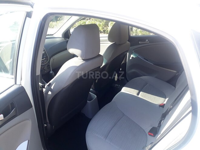 Hyundai Accent 2015, 55,000 km - 1.6 л - Bakı