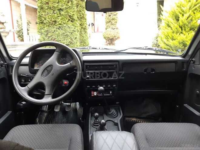 LADA (VAZ) Niva 2015, 53,000 km - 1.7 л - Qax