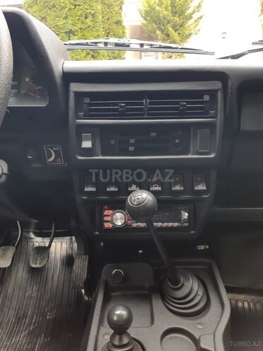LADA (VAZ) Niva 2015, 53,000 km - 1.7 л - Qax