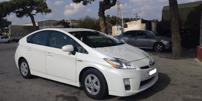 Toyota Prius 2010, 122,100 km - 1.8 л - Bakı