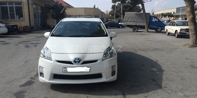 Toyota Prius 2010, 122,100 km - 1.8 л - Bakı