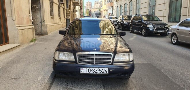 Mercedes C 180 1995, 392,000 km - 1.8 л - Bakı
