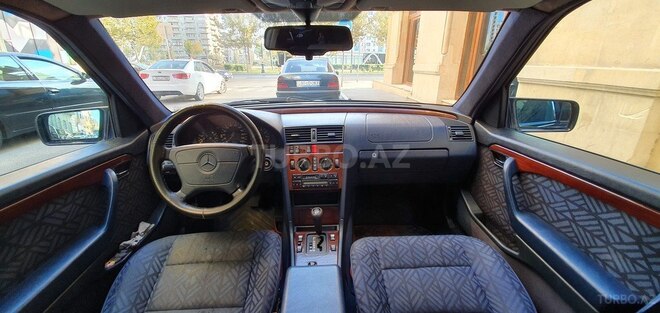 Mercedes C 180 1995, 392,000 km - 1.8 л - Bakı
