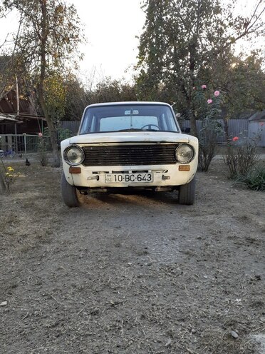 LADA (VAZ) 21011 1980, 333,335 km - 1.5 л - Zaqatala