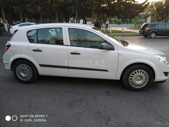 Opel Astra 2009, 140,286 km - 1.4 l - Sumqayıt