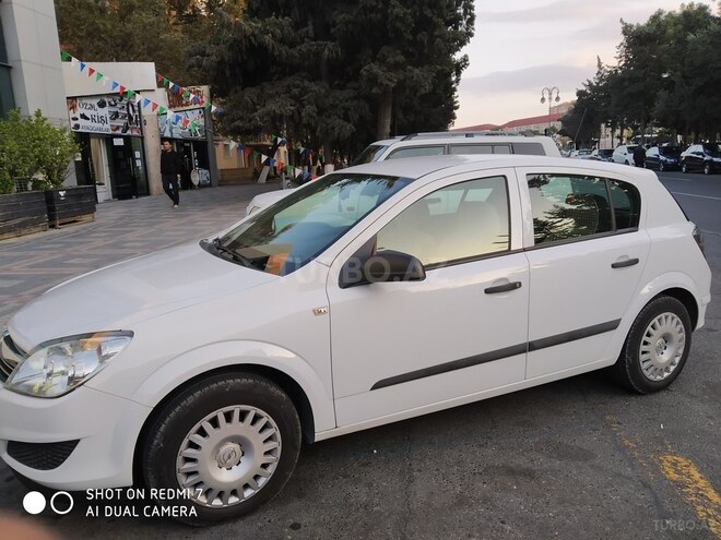 Opel Astra 2009, 140,286 km - 1.4 l - Sumqayıt