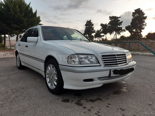 Mercedes C 230 1999, 284,000 km - 2.3 л - Bakı