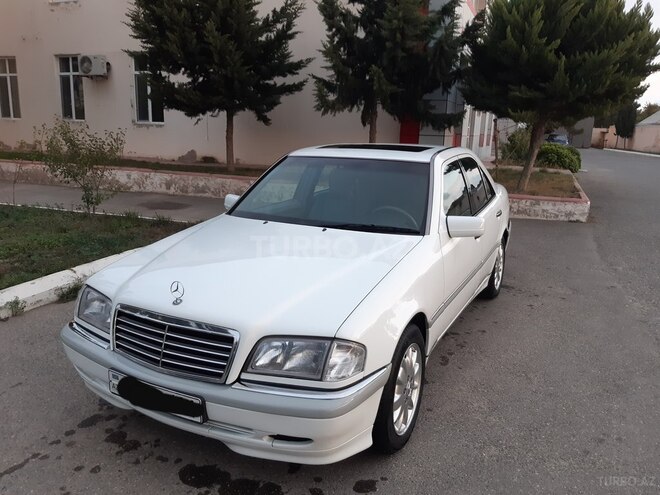 Mercedes C 230 1999, 284,000 km - 2.3 л - Bakı