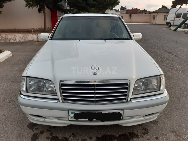 Mercedes C 230 1999, 284,000 km - 2.3 л - Bakı