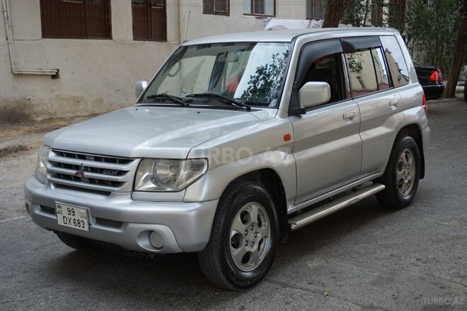 Mitsubishi Pajero io 2001, 256,950 km - 2.0 л - Bakı