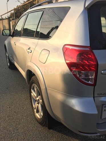 Toyota RAV4 2006, 207,000 km - 2.4 л - Bakı