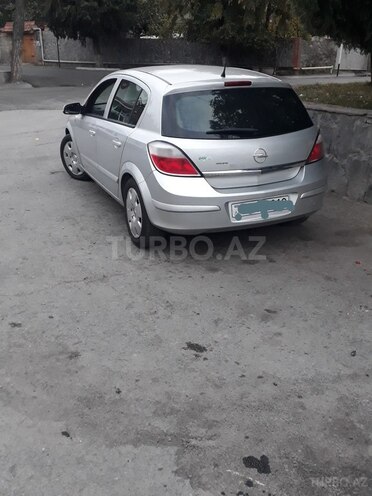 Opel Astra 2006, 199,666 km - 1.4 л - Zaqatala