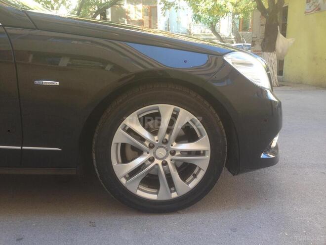 Mercedes E 220 2010, 265,000 km - 2.2 л - Bakı