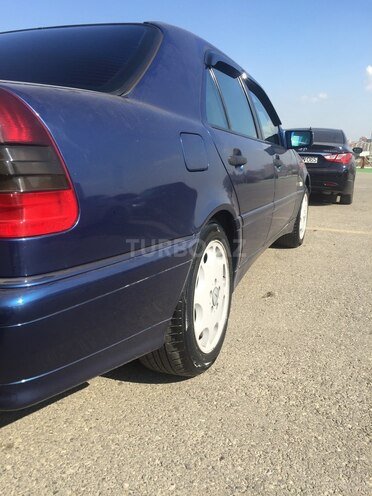 Mercedes C 240 2000, 333,000 km - 2.6 l - Bakı
