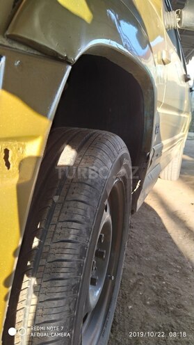 IJ 2126 Oda 2004, 200,000 km - 1.7 l - Salyan
