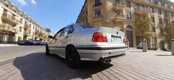 BMW 318 1994, 256,143 km - 1.8 l - Bakı