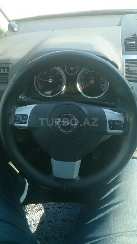Opel Zafira 2005, 257,452 km - 1.9 л - Göygöl