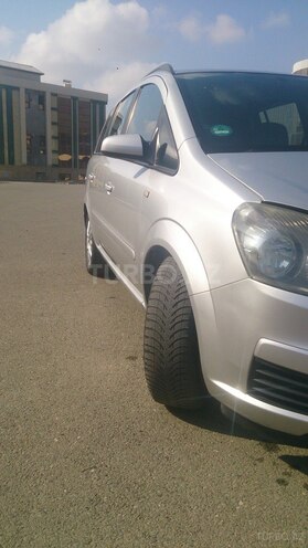 Opel Zafira 2005, 257,452 km - 1.9 л - Göygöl